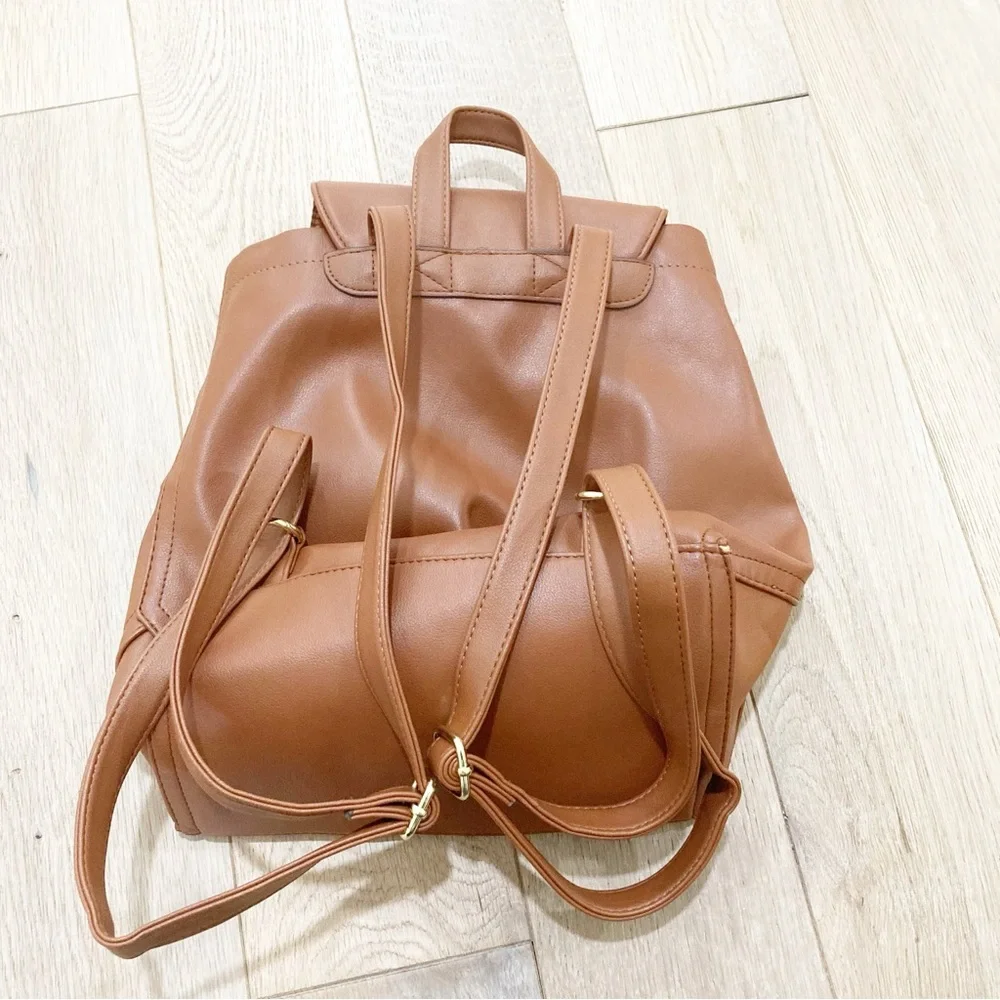 Elegant Tan Leather Backpack
